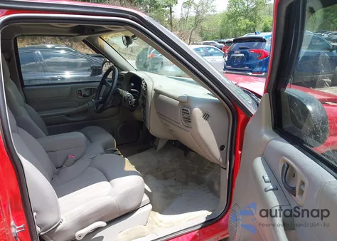 2003 Chevrolet S-10 Ls from USA, damaged, VIN 1GCDT19X138275901